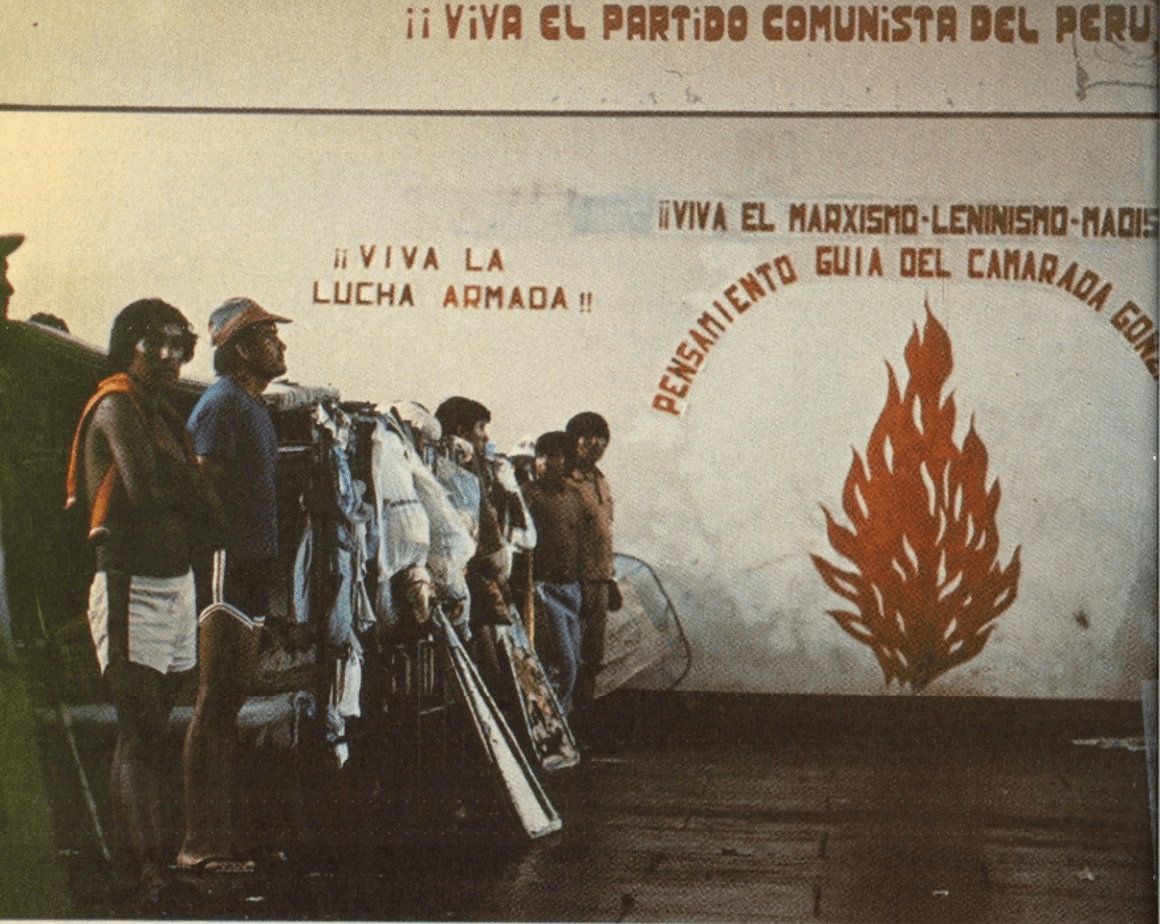 Krigsfanger i El Fronton ca 1983